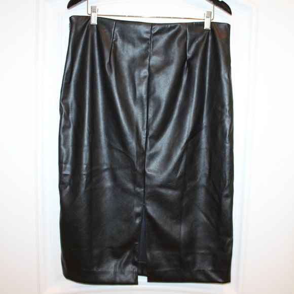 Nine West faux leather skirt (women’s L) (NWT) - Picture 4 of 11